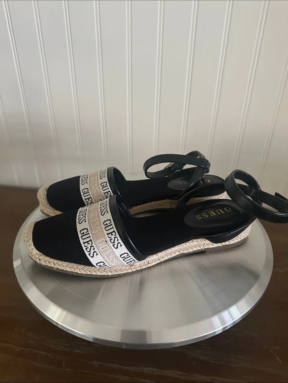 Guess Black Sandal Espadrilles with White Logo Like New sz 6.5